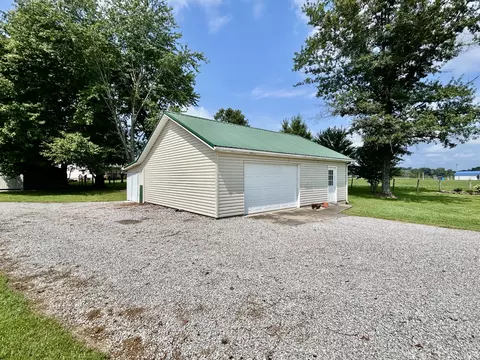 Exterior - 965 Old Somerset Stanford Rd, Eubank, KY 42567 photo 4 of 42