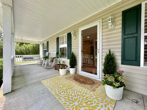 Exterior - 965 Old Somerset Stanford Rd, Eubank, KY 42567 photo 27 of 42