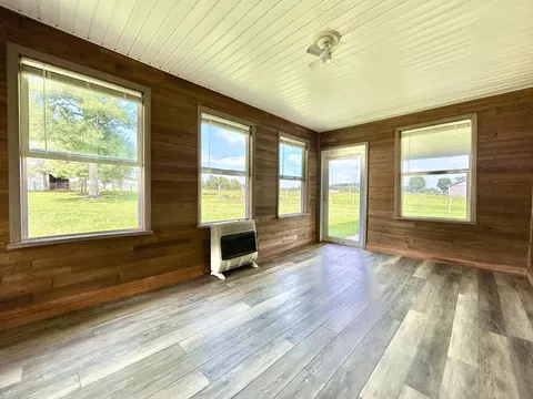 Exterior - 965 Old Somerset Stanford Rd, Eubank, KY 42567 photo 30 of 42