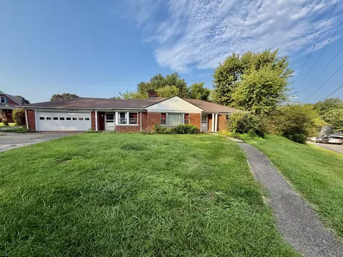 108 Tarter Ave, Somerset, KY 42503