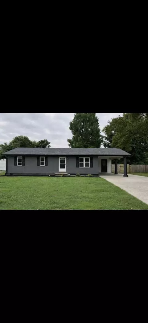 111 Stafford Cir, Warsaw, KY 41095