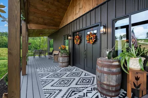Exterior - 2113 Calaboose Ridge Rd, Campton, KY 41301 photo 8 of 14