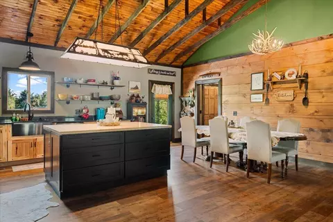 Kitchen - 2113 Calaboose Ridge Rd, Campton, KY 41301 photo 1 of 4