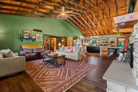 Living - 2113 Calaboose Ridge Rd, Campton, KY 41301 photo 1 of 4