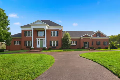 3021 Brookmonte Ln, Lexington, KY 40515
