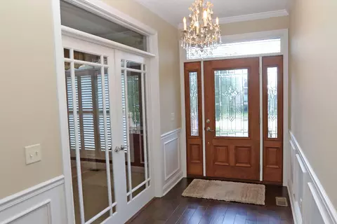 Entry Way - 123 Kingston Dr, Georgetown, KY 40324 photo 1 of 4