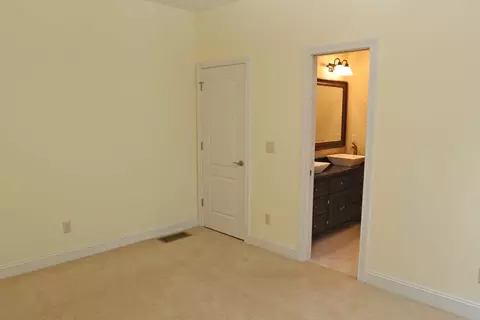 Bedroom - 123 Kingston Dr, Georgetown, KY 40324 photo 3 of 11