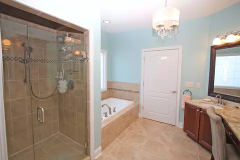 Bath - 123 Kingston Dr, Georgetown, KY 40324 photo 5 of 7