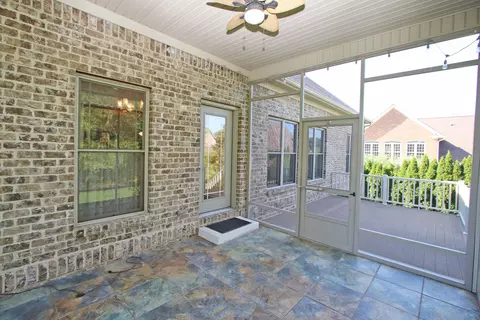 Exterior - 123 Kingston Dr, Georgetown, KY 40324 photo 5 of 13