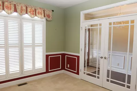 Entry Way - 123 Kingston Dr, Georgetown, KY 40324 photo 3 of 4