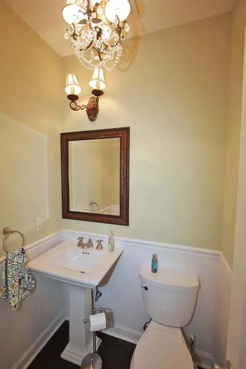Bath - 123 Kingston Dr, Georgetown, KY 40324 photo 3 of 7