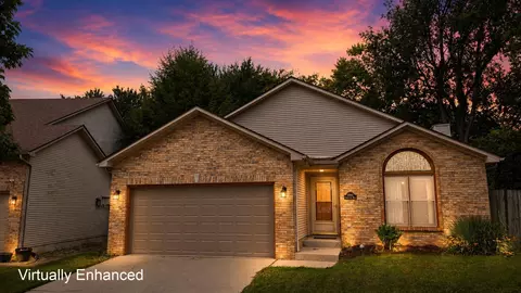 2940 Masters View Rd, Lexington, KY 40511
