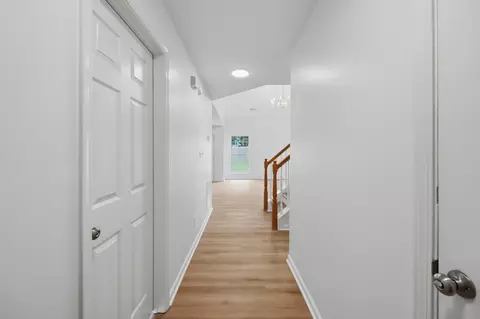 Entry Way - 122 Salinger Dr, Georgetown, KY 40324 photo 1 of 1