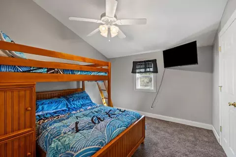 Bedroom - 2026 Keeney Rd, Nancy, KY 42544 photo 2 of 6