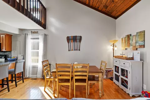 Dining - 2026 Keeney Rd, Nancy, KY 42544 photo 1 of 1
