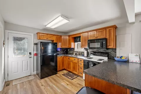 Kitchen - 2026 Keeney Rd, Nancy, KY 42544 photo 1 of 4