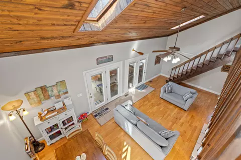 Entry Way - 2026 Keeney Rd, Nancy, KY 42544 photo 5 of 7