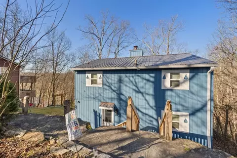 Exterior - 2026 Keeney Rd, Nancy, KY 42544 photo 2 of 9