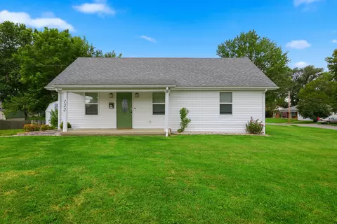 122 Liberty St, Nicholasville, KY 40356