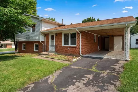 816 Nancy St, Versailles, KY 40383