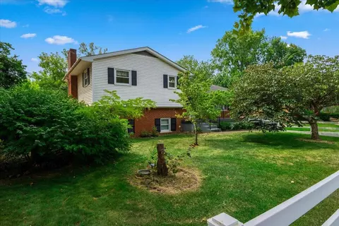 1468 Pine Meadow Rd, Lexington, KY 40504