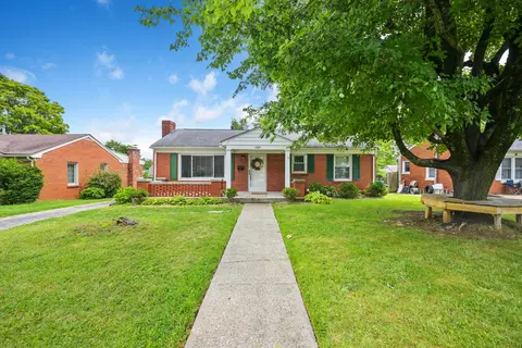 284 Taylor Dr, Lexington, KY 40511