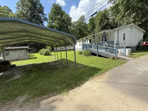 Exterior - 129 Engle Dr, Eolia, KY 40826 photo 3 of 6
