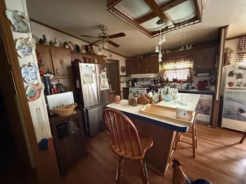 Kitchen - 129 Engle Dr, Eolia, KY 40826 photo 1 of 2
