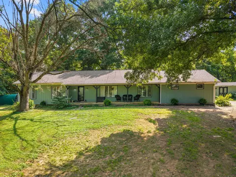 516 Mundys Landing Rd, Versailles, KY 40383