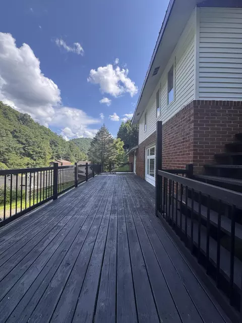 Exterior - 497 Bee Hive Rd, Slemp, KY 41763 photo 1 of 1
