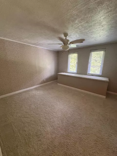Bedroom - 497 Bee Hive Rd, Slemp, KY 41763 photo 1 of 2