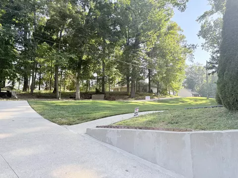 Exterior - 1416 Prather Dr, Nancy, KY 42544 photo 7 of 9