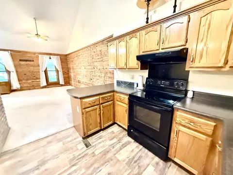Kitchen - 1416 Prather Dr, Nancy, KY 42544 photo 2 of 4