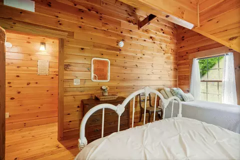 Bedroom - 99 Aider Ct, Stanton, KY 40380 photo 9 of 13