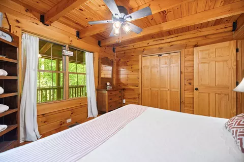 Bedroom - 99 Aider Ct, Stanton, KY 40380 photo 4 of 13
