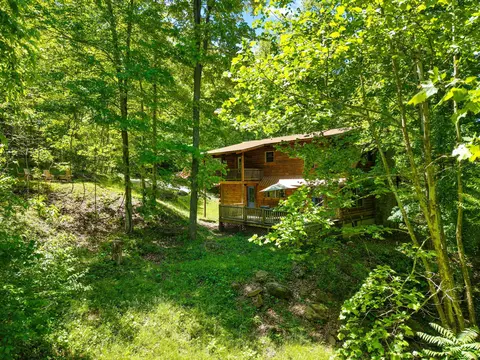 Exterior - 99 Aider Ct, Stanton, KY 40380 photo 17 of 19