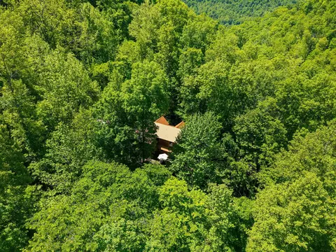 View/Area - 99 Aider Ct, Stanton, KY 40380 photo 6 of 9