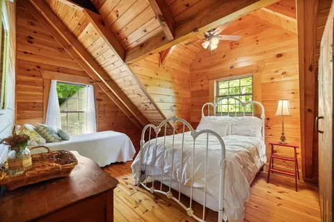 Bedroom - 99 Aider Ct, Stanton, KY 40380 photo 7 of 13