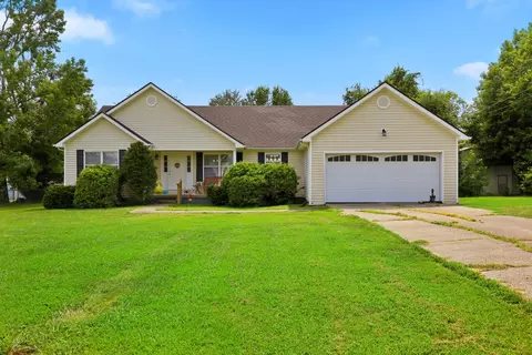 158 Cabin Creek Hts, Winchester, KY 40391