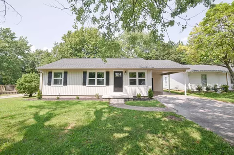 154 Iroquois Dr, Paducah, KY 42001