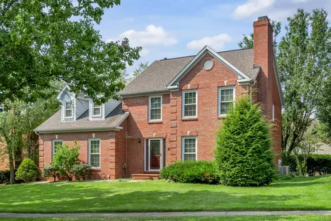 3450 Chestnut Hill Ln, Lexington, KY 40509