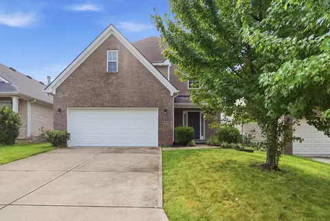 896 Sugarbush Trl, Lexington, KY 40509