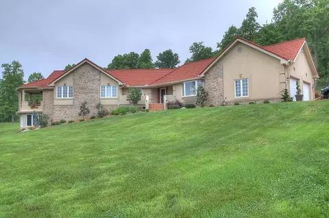 532 Becks Creek Rd, Williamsburg, KY 40769