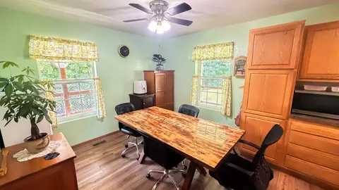 Dining - 67 Pine Mountain Rd, Campton, KY 41301 photo 1 of 1