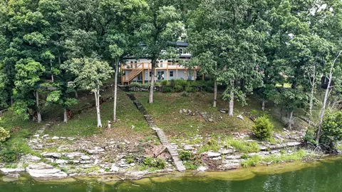 656 Chimney Rock Rd, Harrodsburg, KY 40330