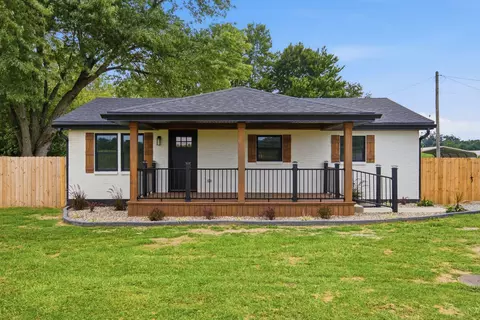 650 Bedford Rd, Jeffersonville, KY 40337
