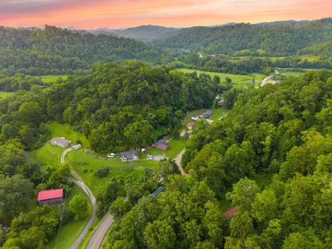 1540 Ky-1524, Manchester, KY 40962