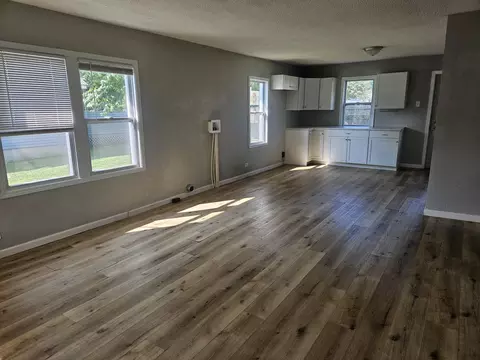 Living - 430 Carmicle St, Liberty, KY 42539 photo 1 of 1