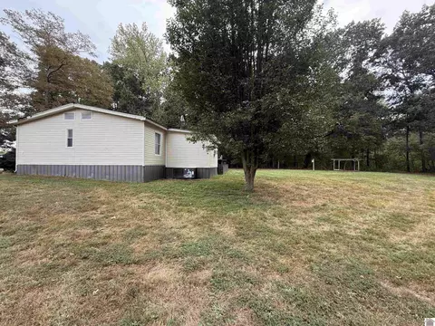 Exterior - 1473 Watson Rd, Murray, KY 42071 photo 4 of 8