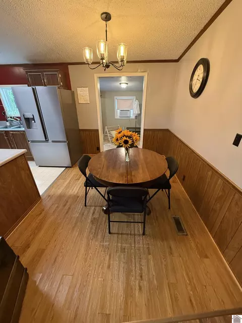 Dining - 1473 Watson Rd, Murray, KY 42071 photo 1 of 1